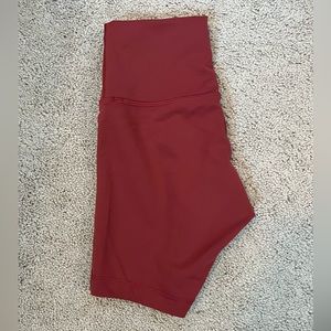 Lululemon Wunder Train Shorts